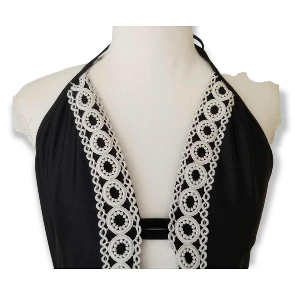 Swimwear Boho Crochet Trim Plunge one Piece - Size XL - Picture 3 of 4
